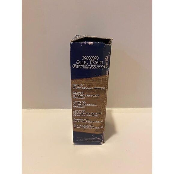 2009 Milwaukee Brewers Doug Melvin GM Collector's Bobblehead - Picture 5 of 6